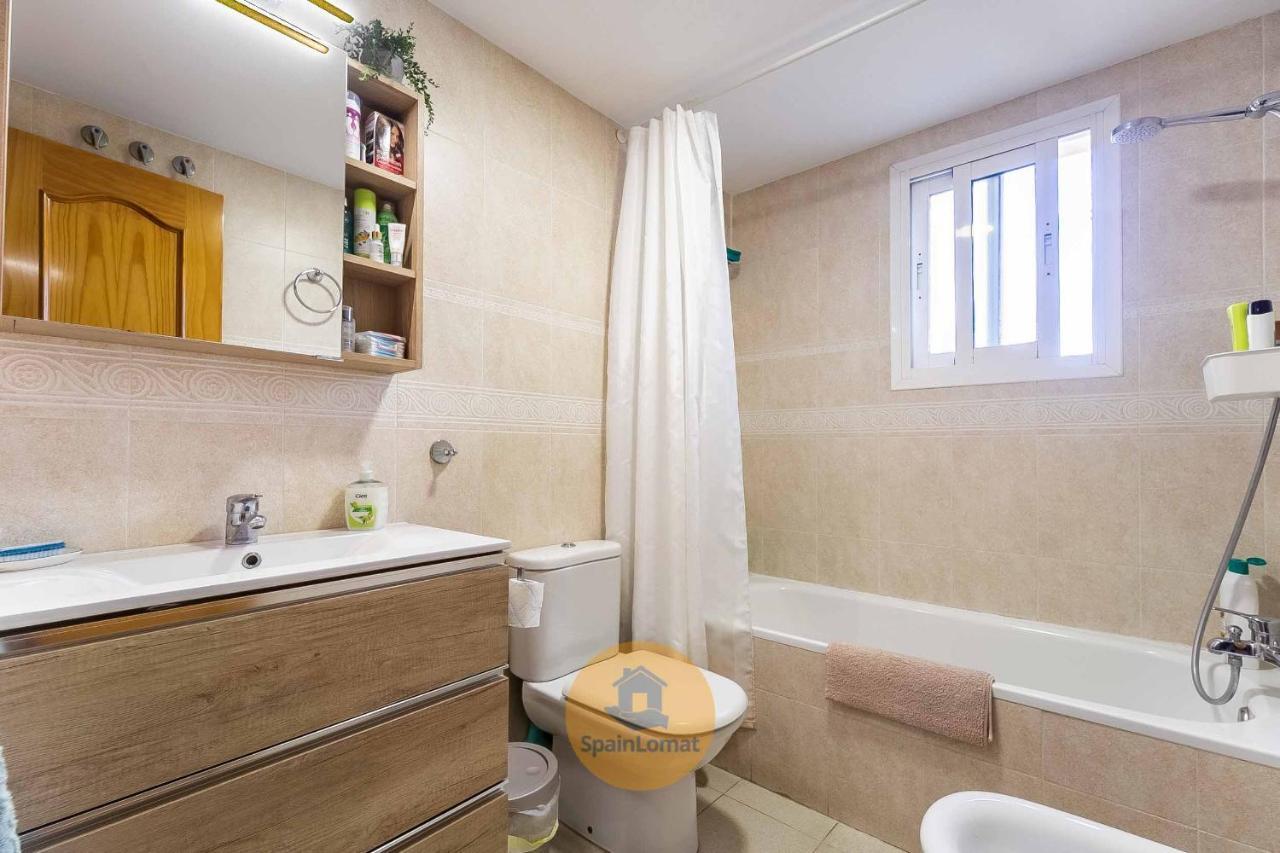 Nice 2 Bedroom Apartment For Family In Los Pacos ฟูเอนฮิโรลา ภายนอก รูปภาพ