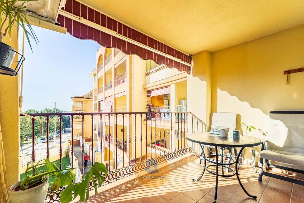 Nice 2 Bedroom Apartment For Family In Los Pacos ฟูเอนฮิโรลา ภายนอก รูปภาพ